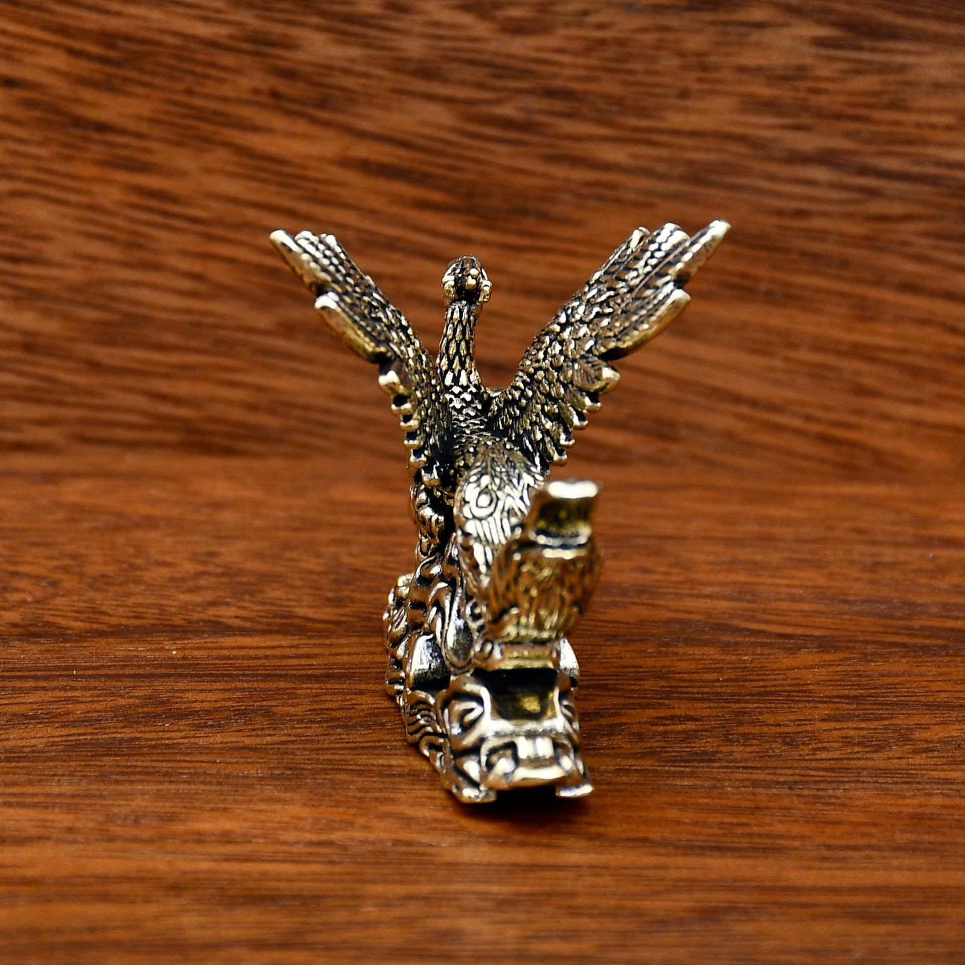 Brass Furniture, Desktop Ornam - огляд і ціна Office Furniture Phoenix
